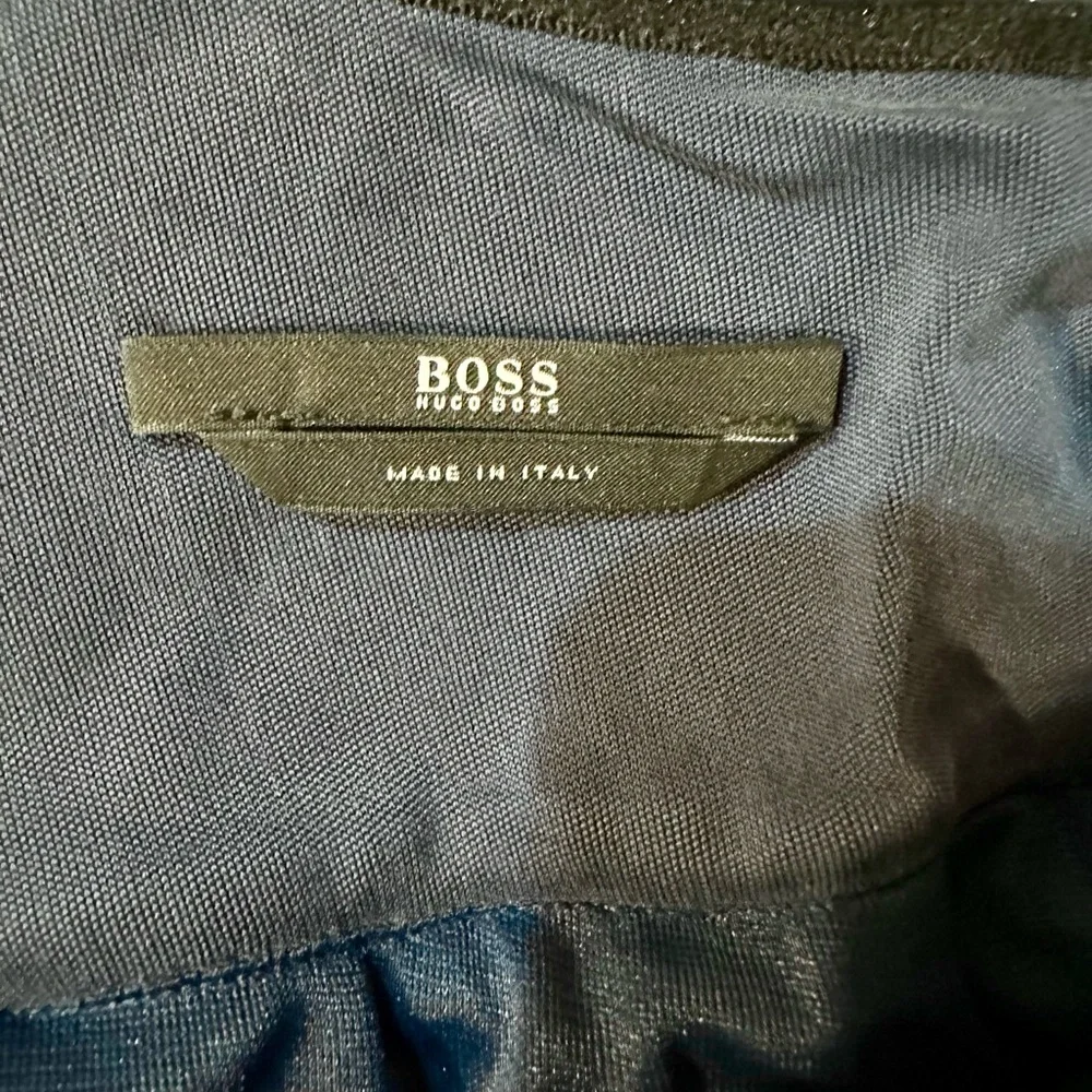 Stunning full length Hugo Boss Gown with leather bodice. - Picture 7 of 8